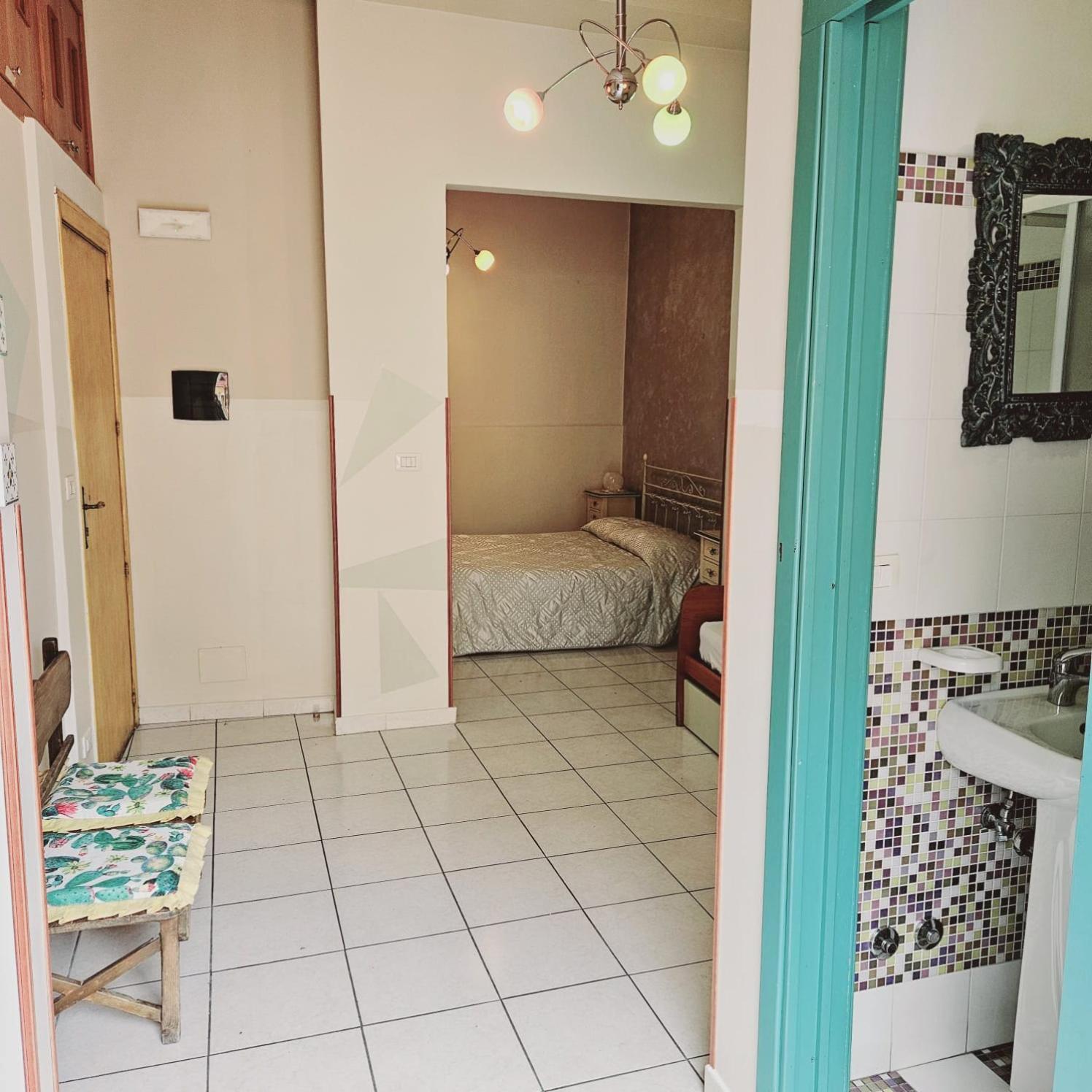 גיארדיני נאקסוס B&B Villa Maria מראה חיצוני תמונה